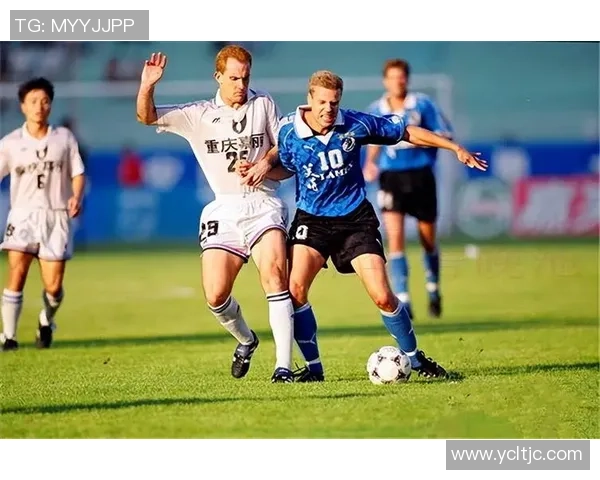 足球明星齐聚慈善义赛精彩瞬间回顾与感人故事分享