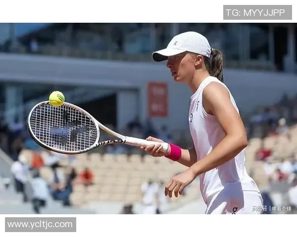 重庆网球队在全国锦标赛积分榜上以61分稳居第一名展现强劲实力